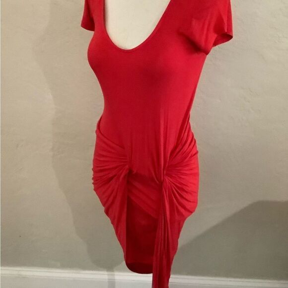 The Vanity Room Twist Front Red Dress Sz XS - Picture 2 of 3